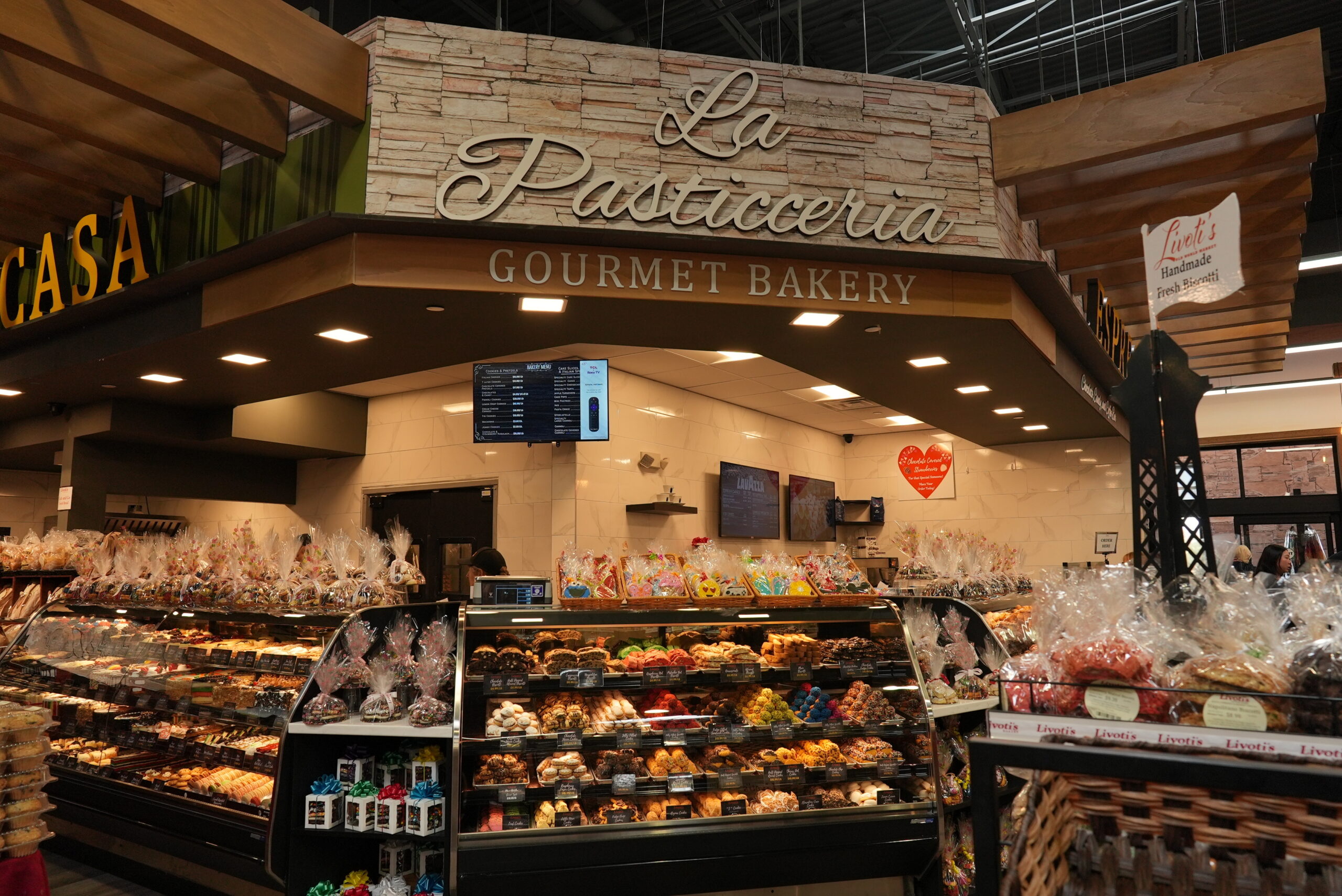 Livoti's Old World Market gourmet Italian bakery in Freehold, NJ